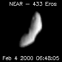 Planetoiden Eros, fotograferet fra rumsonde. Eros mler ca. 33 x 13 km og roterer en gang p 5 timer og 16 minutter.